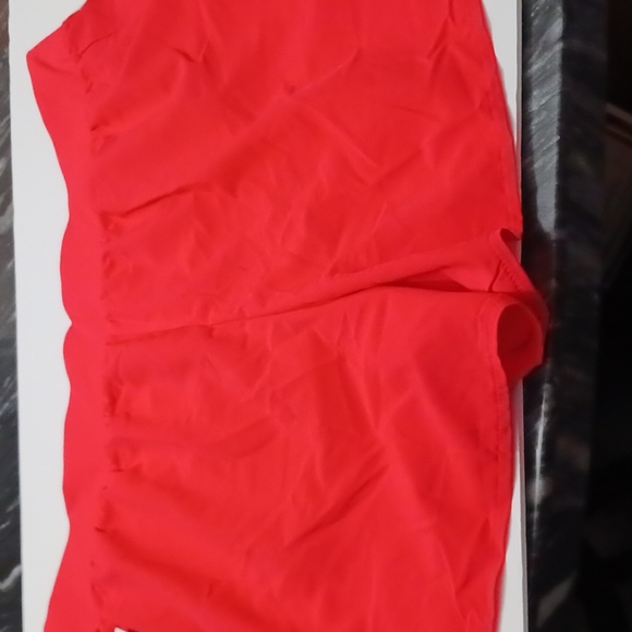 Xersion Ladies Red  Running Shorts- XXL - Picture 3 of 7